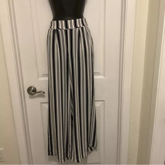 Bershka Striped Wide Leg Pants Black White Size M - Picture 1 of 8